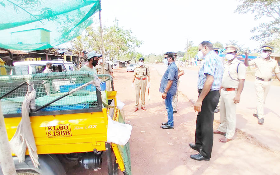 കോവിഡ് പരിശോധനയ്ക്ക് നേതൃത്വം നൽകാൻ എസ്പിയും കലക്ടറും നേരിട്ടെത്തി