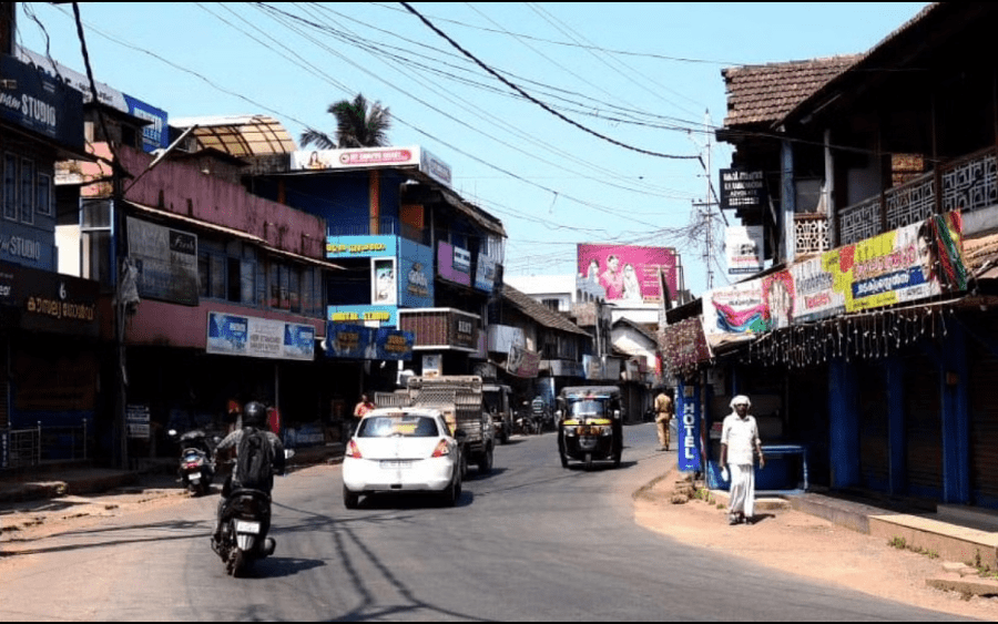 രാജാറോഡിലെ തെരുവ് വിളക്കുകൾ കണ്ണുചിമ്മി, മാർക്കറ്റ് ജംഗ്ഷനിലെ ഹൈമാസ്റ്റ് വിളക്കും ഇമ പൂട്ടി