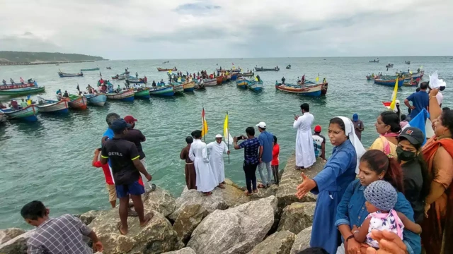 വിഴിഞ്ഞം റോഡ് ഉപരോധത്തിന് വിലക്ക്; തുറമുഖ സമരത്തിനെതിരെ കളക്ടറുടെ ഉത്തരവ്