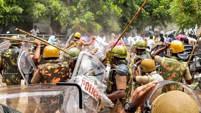 ‘തൂത്തുക്കുടി വെടിവയ്പ്പിൽ ജില്ലാ ഭരണകൂടത്തിന് വീഴ്ച’; ഉദ്യോഗസ്ഥർക്കെതിരെ നടപടിക്ക് ശുപാർശ