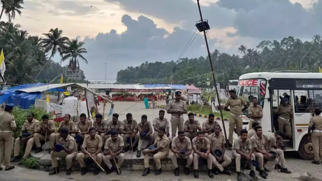 വിഴിഞ്ഞം ആക്രമണം അന്വേഷിക്കാൻ പ്രത്യേക സംഘം; ഡിസിപി കെ ലാൽജി നേതൃത്വം നൽകും