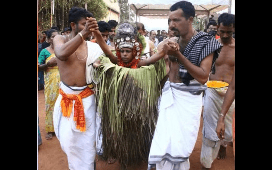 ഭക്തിയുടെ പരീക്ഷണശാല